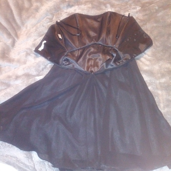 Cocktail Dress - Picture 2 of 3